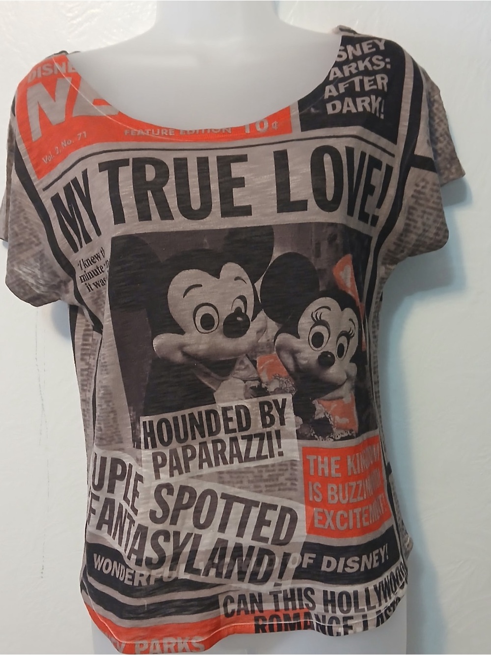 Disney Parks “My True Love” Micky Mouse Newspaper Print Graphic Tee size Medium